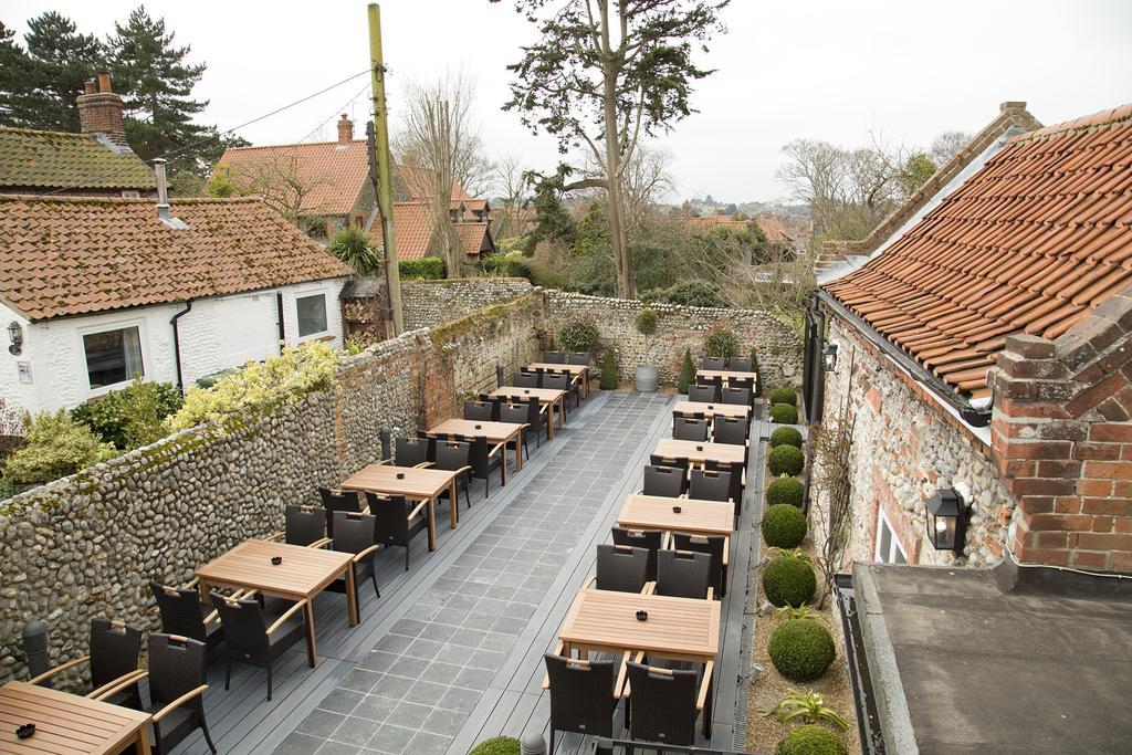 The White Horse Blakeney Blakeney  Exterior photo